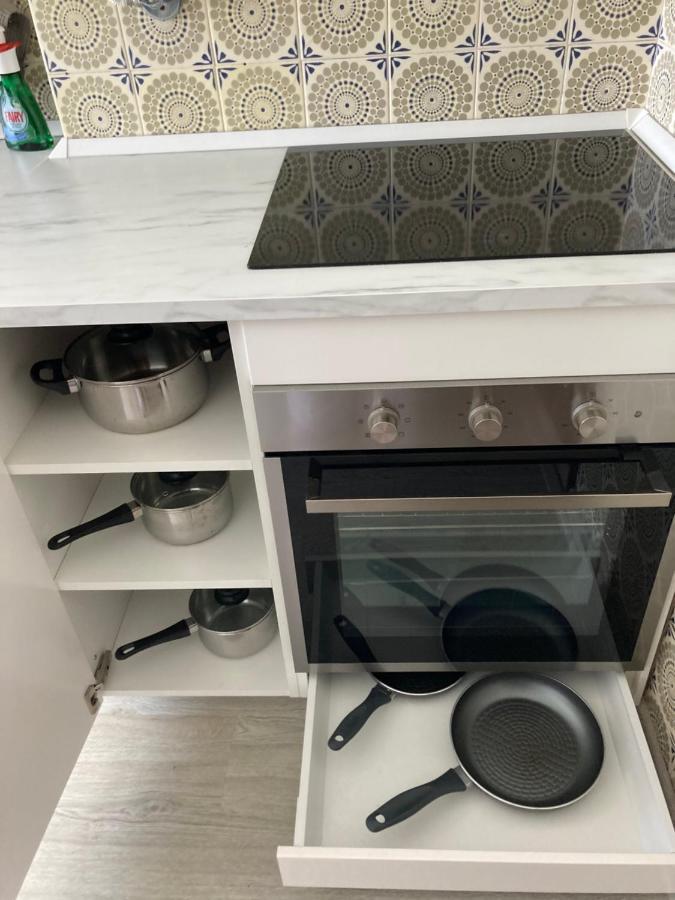 Family Apartment Lisbon-Εστορίλ Εξωτερικό φωτογραφία
